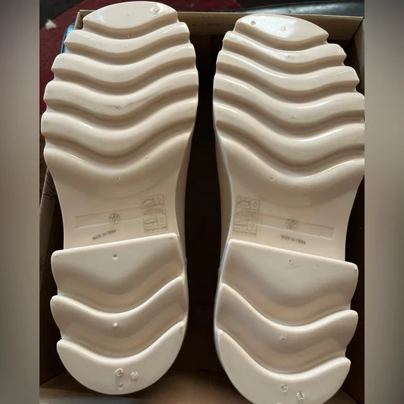 Free People High street rain boot in Parchment beige Size 10 - Picture 8 of 9